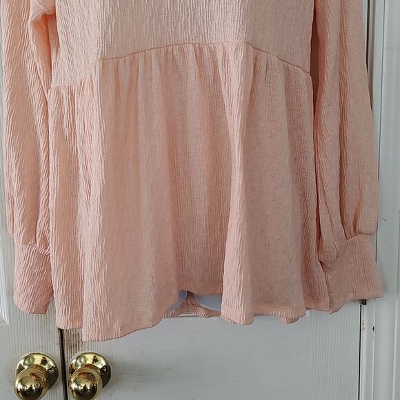 White Birch long sleeve peach hi low tunic Sz  M - Picture 2 of 6
